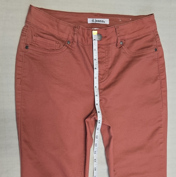 Women's Rust Jeans - Picture 8 of 10